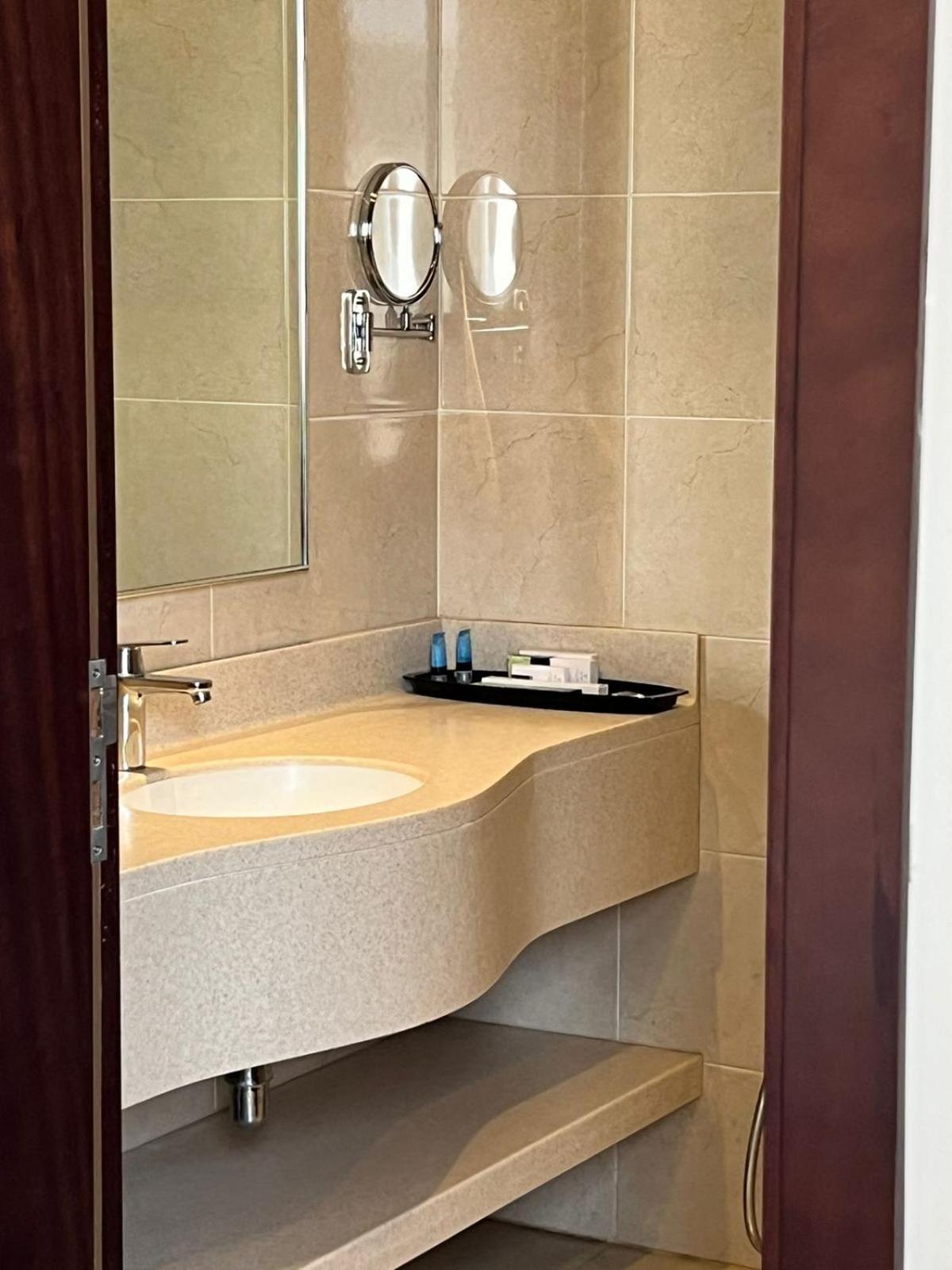 Landmark Hotel & Suites Dzsidda Kültér fotó